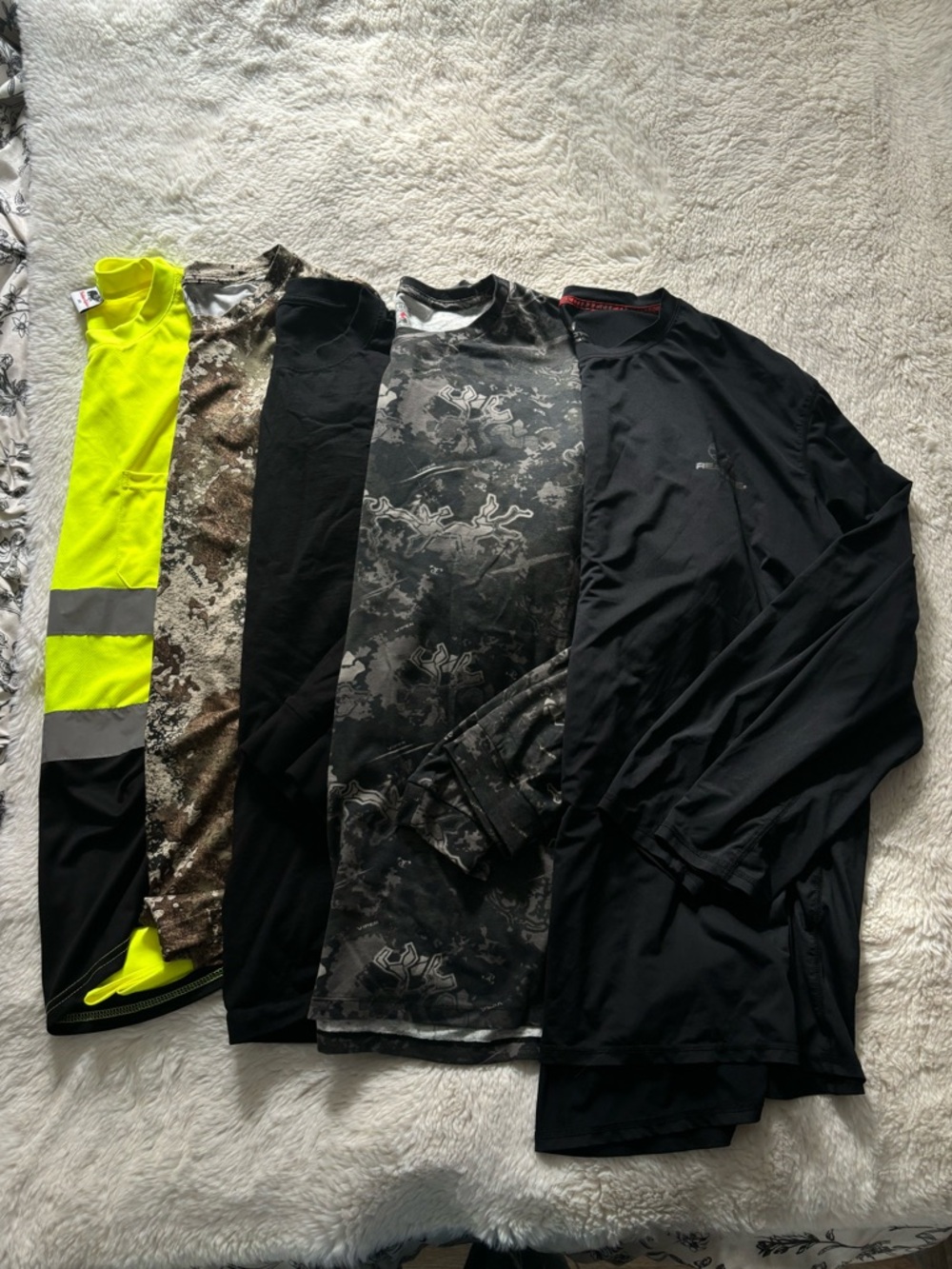 Men’s Outdoor Performance Wear T-Shirt Bundle Size 3XL
